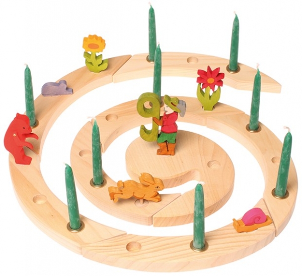 Dekorationsbeispiel Geburtstagsspirale natur