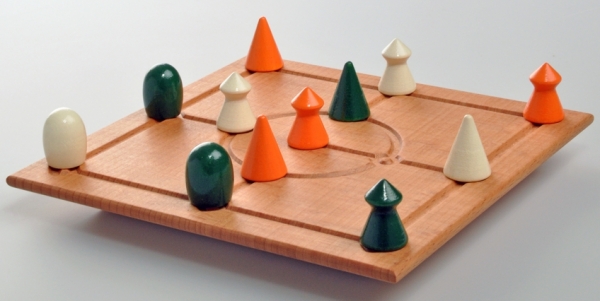 Semiramis Gerhards Spiel und Design